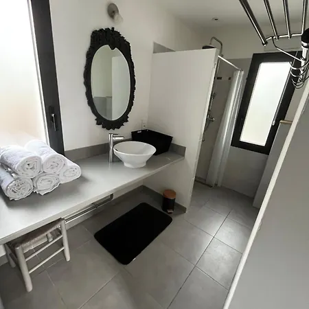 La Rapha'elle Nyaraló Saint-Raphaël